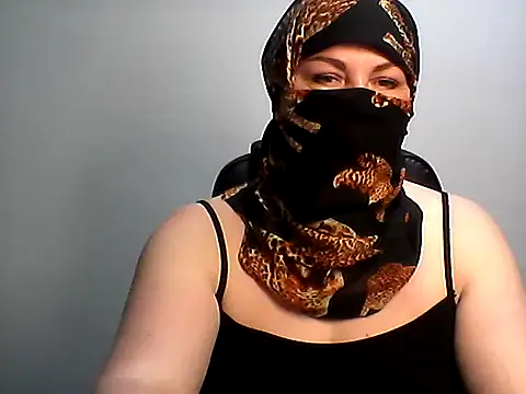 EllaLove2277 online show from May 2026 03:17:01 PM