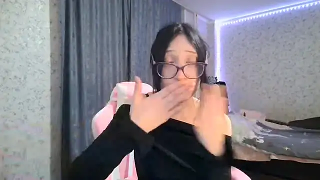 Snapshot of KeicyKlark chatting on October 2025 06:05:02 PM KeicyKlark online show from October 2025 06:05:02 PM