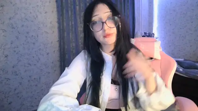 Snapshot of KeicyKlark chatting on October 2025 06:05:02 PM KeicyKlark online show from October 2025 06:05:02 PM