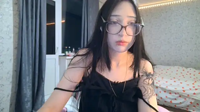 Snapshot of KeicyKlark chatting on October 2025 06:09:01 PM KeicyKlark online show from October 2025 06:09:01 PM