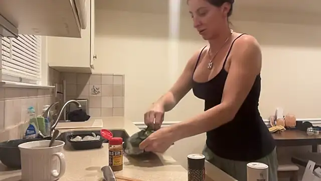 Snapshot of NurseStephania chatting on November 2025 12:54:01 AM NurseStephania online show from November 2025 12:54:01 AM