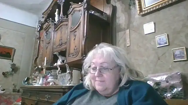 Lala-Love56 online show from September 2025 04:34:02 PM