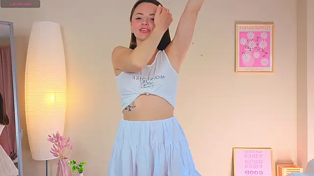 Snapshot of OliviaKis_ chatting on September 2025 07:41:01 AM OliviaKis online show from September 2025 07:41:01 AM