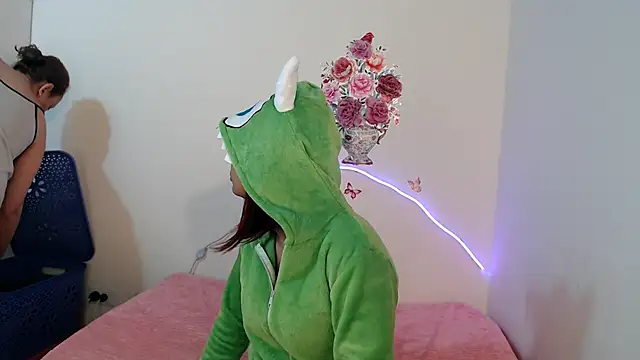 Snapshot of Valeryxs chatting on October 2025 04:08:02 PM Valeryxs online show from October 2025 04:08:02 PM