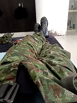 alejos81 online show from December 2025 03:40:02 PM