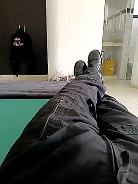 alejos81 online show from February 2026 04:46:02 PM