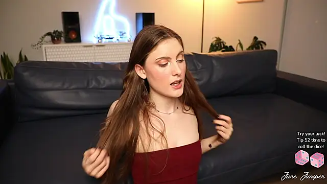 junejuniper online show from November 2025 12:42:02 AM