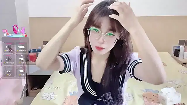 yuanbao a online show from September 2025 12:10:02 PM