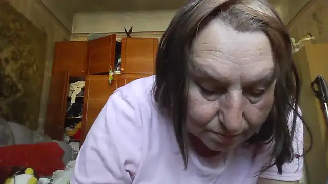 AnnaLive570 online show from October 2025 09:59:01 AM