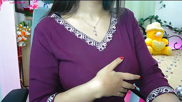 WildDimpi 0 online show from December 2025 05:54:02 PM