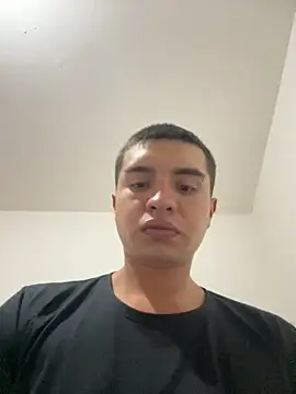 Snapshot of lonewolt chatting on September 2025 10:53:01 PM lonewolt online show from September 2025 10:53:01 PM