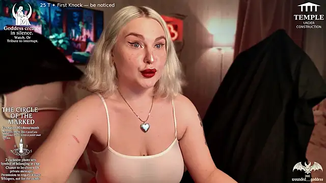 Snapshot of Wounded_Goddess_ chatting on November 2025 04:06:01 PM Wounded Goddess online show from November 2025 04:06:01 PM