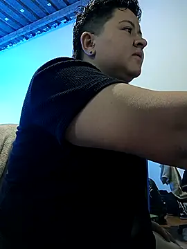 Snapshot of Noha_Whiitee chatting on November 2025 12:10:02 AM Noha Whiitee online show from November 2025 12:10:02 AM