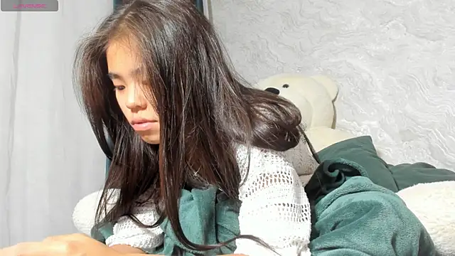 Ayumi rin online show from October 2025 12:07:01 AM