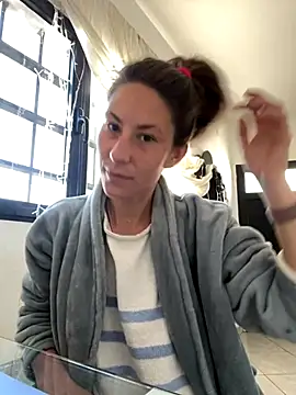 Snapshot of misspiecitos chatting on September 2025 11:10:01 AM misspiecitos online show from September 2025 11:10:01 AM