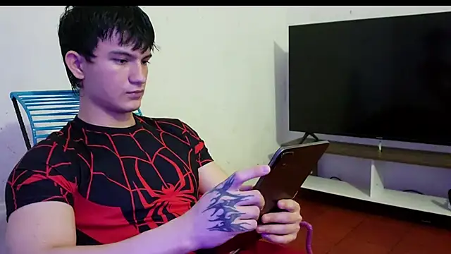 ErickWalton online show from December 2025 05:12:02 AM