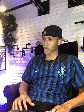 B Wild online show from September 2025 03:55:02 AM