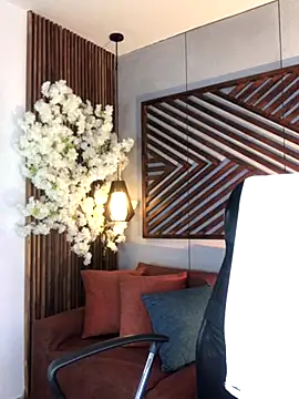 B Wild online show from October 2025 01:14:02 AM