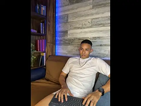 B Wild online show from March 2026 08:19:01 AM