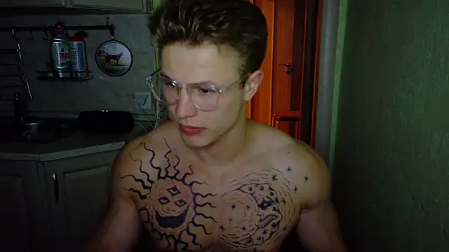 James  Noah online show from September 2025 09:08:02 PM