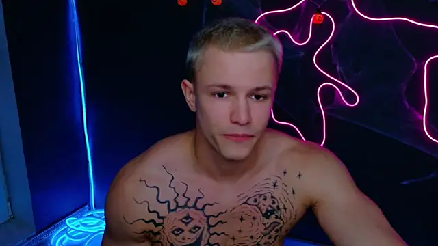 James  Noah online show from October 2025 11:06:02 PM