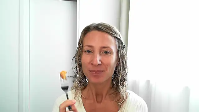 Paevoa online show from November 2025 09:58:01 AM