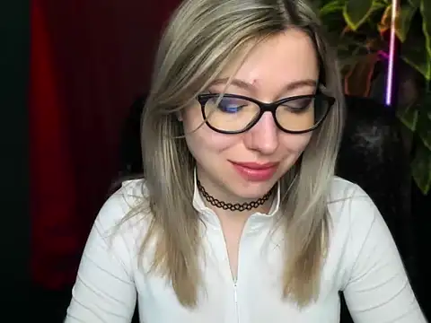 loveHeidi online show from March 2026 06:27:02 AM