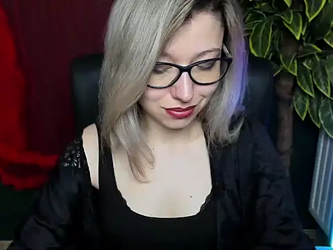 loveHeidi online show from April 2026 04:30:02 AM