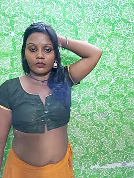 Rashmi Pathak online show from September 2025 02:39:02 PM