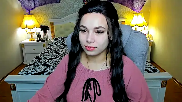 Snapshot of OmniaSher chatting on October 2025 11:16:01 AM OmniaSher online show from October 2025 11:16:01 AM