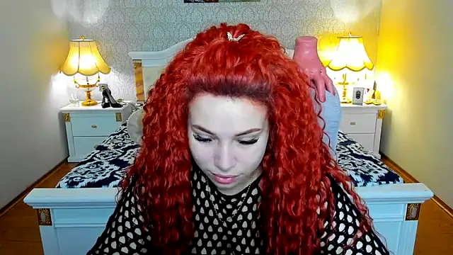 Snapshot of OmniaSher chatting on December 2025 10:42:01 AM OmniaSher online show from December 2025 10:42:01 AM