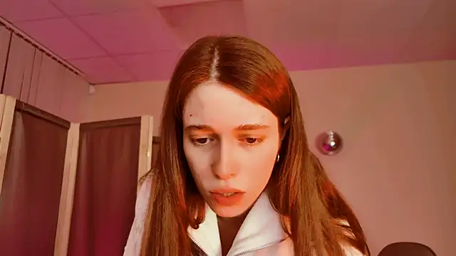 Snapshot of Yoka_paradoXXX chatting on April 2026 05:30:01 PM Yoka paradoXXX online show from April 2026 05:30:01 PM