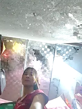 Yumyum kiw online show from November 2025 06:14:01 PM