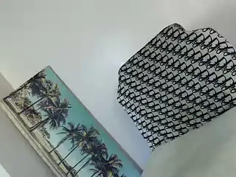 Snapshot of sinful_siren chatting on October 2025 02:12:02 AM sinful siren online show from October 2025 02:12:02 AM