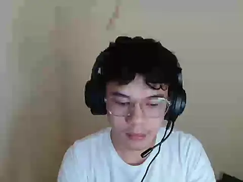 Snapshot of keirflorianxx chatting on September 2025 02:30:02 PM keirflorianxx online show from September 2025 02:30:02 PM