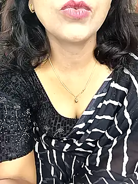 Snapshot of Marathi_rani2 chatting on October 2025 08:23:02 AM Marathi rani2 online show from October 2025 08:23:02 AM