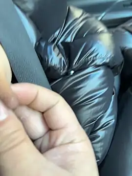 Snapshot of Fengbaby-555 chatting on December 2025 04:51:02 AM Fengbaby-555 online show from December 2025 04:51:02 AM