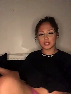 Welsh Maya19X online show from September 2025 11:19:01 PM