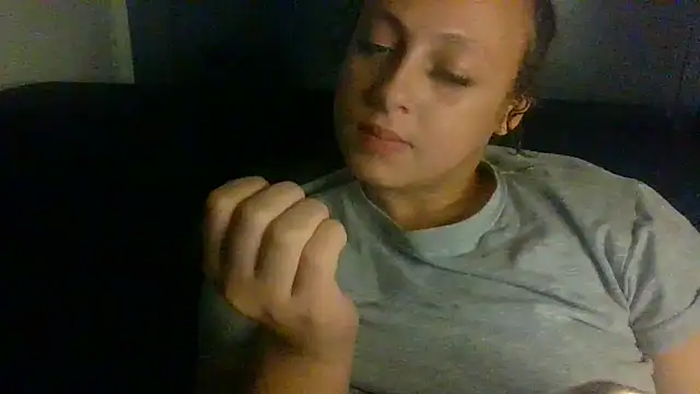 Welsh Maya19X online show from October 2025 05:01:01 PM