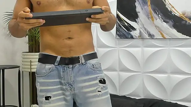 johan miller0 online show from October 2025 10:51:02 PM