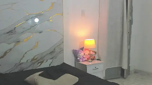 johan miller0 online show from November 2025 03:50:01 AM