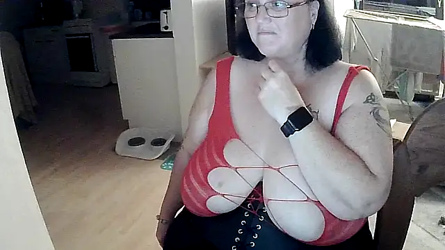 Minou1610 online show from October 2025 06:49:02 PM