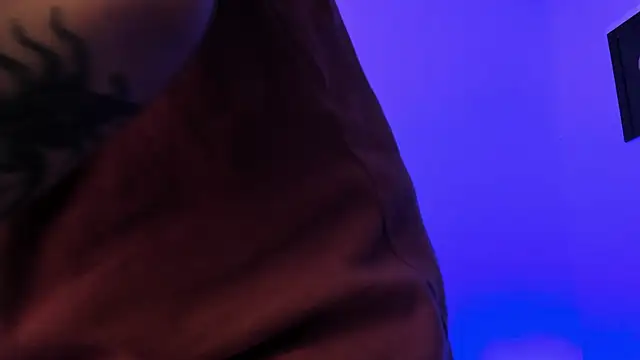 PeytonBox online show from October 2025 11:51:02 AM