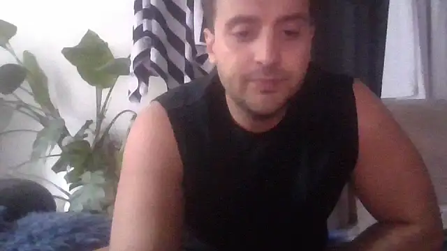 Snapshot of kavla_bttm1992 chatting on September 2025 10:48:02 AM kavla bttm1992 online show from September 2025 10:48:02 AM