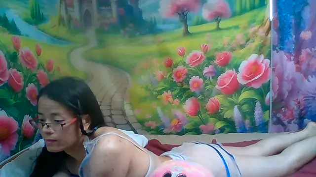 sweethanajapanese online show from June 2026 12:15:01 PM