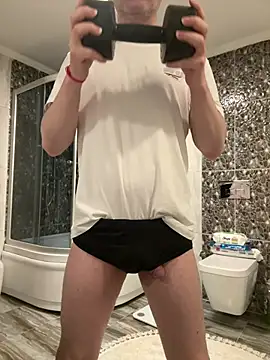 ShortDick-Man online show from May 2026 11:26:02 AM