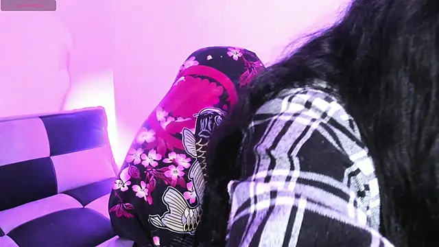 Snapshot of GwenHazel chatting on October 2025 11:21:02 AM GwenHazel online show from October 2025 11:21:02 AM