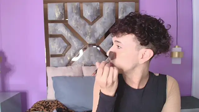 Electra Gosselin online show from September 2025 11:59:01 AM