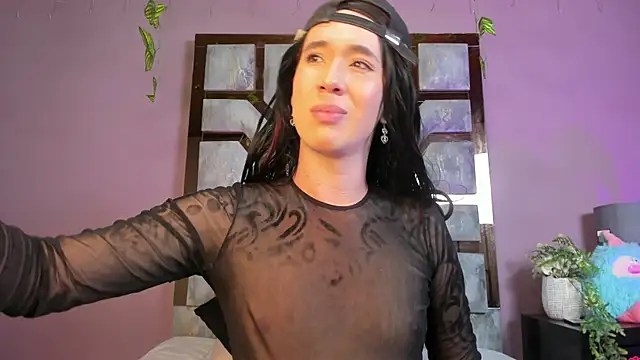Electra Gosselin online show from April 2026 01:04:01 AM