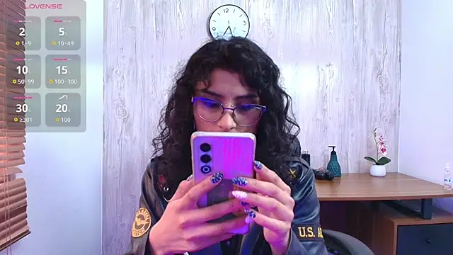 Snapshot of LilyRouset chatting on September 2025 12:28:01 PM LilyRouset online show from September 2025 12:28:01 PM